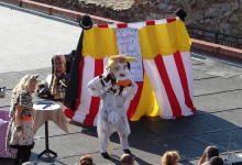 Centru Inchirieri Costume-Accesorii Oradea Comoara cu povești Oradea - Trendart Company