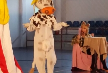 Centru Inchirieri Costume-Accesorii Oradea Comoara cu povești Oradea - Trendart Company