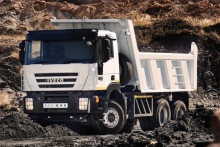  Autobasculanta Iveco 30T